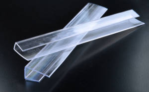 Profil en U Policarbonato U Edge 4mm 6mm 8mm 10mm 12mm <span class=keywords><strong>16mm</strong></span> <span class=keywords><strong>pour</strong></span> feuille de <span class=keywords><strong>Polycarbonate</strong></span> - Product Image 4