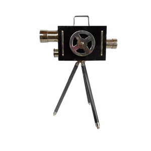 Bạc Brass Máy Ảnh Cổ Máy Chiếu Với Tripod Cổ Điển Trang Trí Máy Chiếu Với Chân Máy Bằng Gỗ Đứng Để Bán Với Giá Thấp - Product Image 2