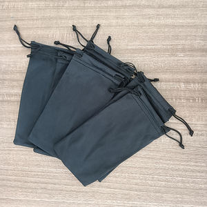 Fabrik-Großhandel Schwarzes Mikrofaser-Brillenetui Weiches Sonnenbrillen-Etui in Rechteckform aus Stoff Brillenbeutel - Product Image 4