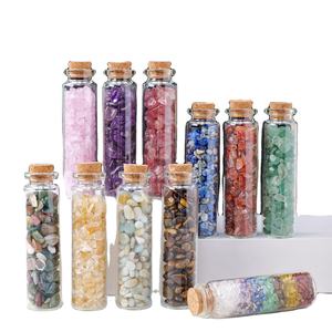 Bottiglie <span class=keywords><strong>trasparenti</strong></span> di cristallo curativo naturale all'ingrosso bottiglie <span class=keywords><strong>colorate</strong></span> di pietra frantumata che desiderano per la decorazione - Product Image 1