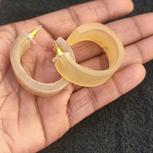 Pendientes de Cuerno Ecológicos Hechos a Mano, Ligeros, Artesanales, Joyería Moderna, Regalos de Boda, Artesanía Natural - Product Image 1