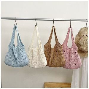 Nouveau sac fourre-tout en tricot ajouré 2026 pour femme, sac à bandoulière tricoté à la main pour l'été, grande capacité, sac à main - Product Image 1