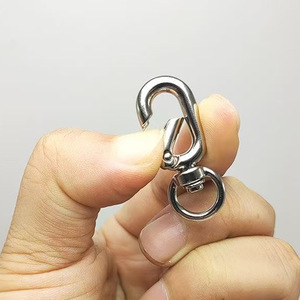 Llavero ovalado con anilla de resorte de aleación de zinc, colores oro claro, plata y bronce, con gancho giratorio y hebilla metálica para cinturón - Product Image 3