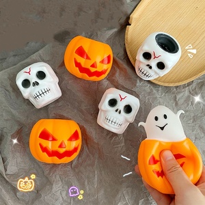Juguete Antiestrés de Compresión con Diseño de Esqueleto, Fantasma y Calabaza de Halloween, con Caja de Empaque - Product Image 2