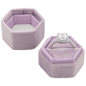 <span class=keywords><strong>Boîte</strong></span> d'anneaux de mariage <span class=keywords><strong>personnalisée</strong></span>, <span class=keywords><strong>boîte</strong></span> <span class=keywords><strong>à</strong></span> bijoux en velours <span class=keywords><strong>à</strong></span> hexagone, expédition gratuite - Product Image 6