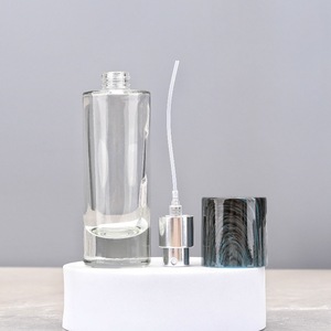 In Stock 30ml Screw Cap Glass <b>Perfume</b> Spray Bottle, Portable Refillable Empty <b>Atomizer</b> with Plastic Cap, Large Capacity - Product Image 3