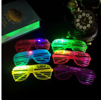 Lunettes à LED lumineuses clignotantes, accessoires de fête pour Halloween, Noël, Nouvel An, Rave, Club, Cosplay