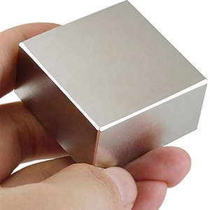 Imán de Neodimio Grande y Resistente con Anillo - Product Image 2