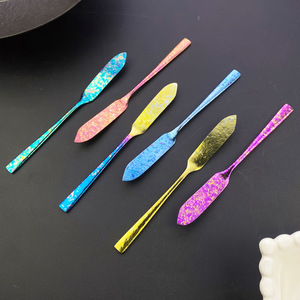 มีดเนยไทเทเนียมแท้ สีไล่ระดับ สำหรับทาชีสและขนมปัง ล้างด้วยมือเท่านั้น - Product Image 3