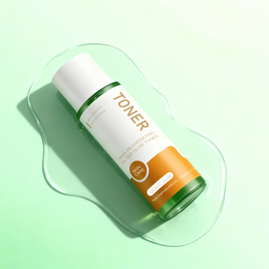 Lotion de soin du <span class=keywords><strong>visage</strong></span> à l'arbutine OEM, sérum de soin du corps, antioxydant, éclaircissant pour la peau du <span class=keywords><strong>visage</strong></span>, produits de soin du <span class=keywords><strong>visage</strong></span> ODM - Product Image 1