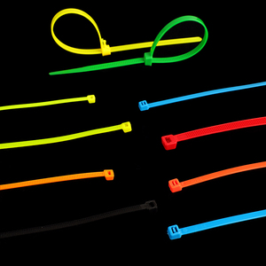 Оптовые нейлоновые стяжки (хомуты) разных цветов: белые, черные. Производитель из Китая. - Product Image 5