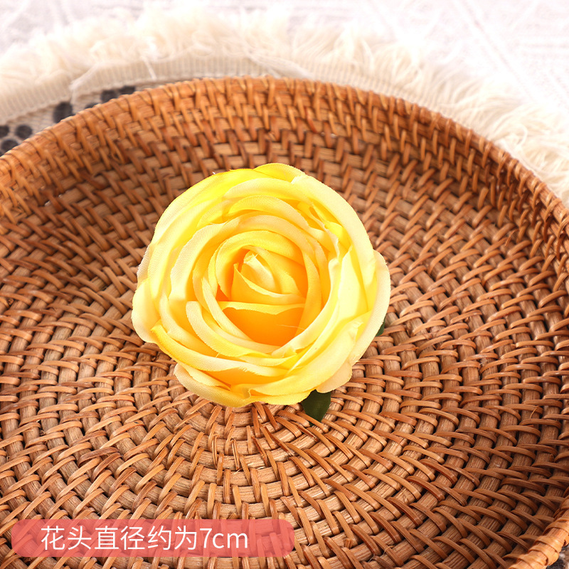 Rose impériale-jaune
