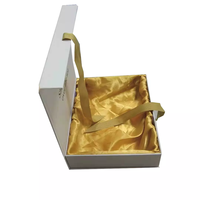 Boîte cadeau rigide blanche OEM avec nœud en ruban satiné et impression dorée pour mariage, mariée et coffrets cadeaux, faible MOQ