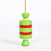 Nouvel Ornement de Noël en Mousse Façonné à la Main de Haute Qualité en Forme de Bonbon, Décoration Intérieure Festive, Accent Sucré pour les Fêtes, Neopoly