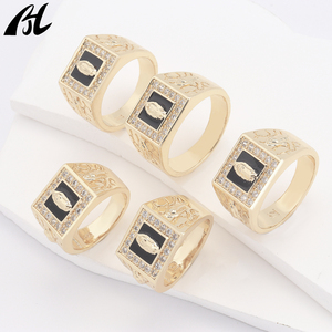 Anillo G146-B de Latón con Baño de Oro de 14K y 18K con la Virgen María, Estilo Religioso para Hombre y Mujer, Nuevo Modelo, Varios Tamaños, Regalo de Moda - Product Image 2