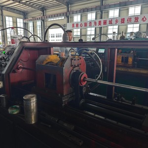 Machine à tubes à ailettes en spirale qui stimule le transfert de chaleur grâce à une surface accrue - Product Image 4