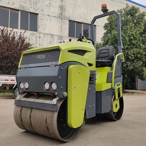 Compacteur hydraulique OEM à roues de 1,5 tonne pour travaux routiers, avec moteur central, en promotion - Product Image 2