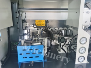 China 4 Functions Edge Banding Machine 380v Woodworking Fully Auto <strong>Edgbander</strong> 4500mm Length Edge Banding Machine for Sale - Product Image 4