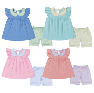 Túnica Ecológica para Bebé Niña con Cuello Peter Pan, Mangas con Volantes y Pantalones Cortos a Rayas a Juego, en Spandex/Poliéster - Product Image 1