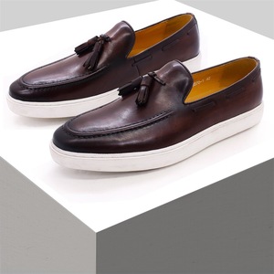 Chaussures d'été en cuir pour hommes, mocassins à franges respirants en cuir véritable, chaussures plates à enfiler pour tous les jours, confortables et durables - Product Image 1