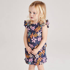 Conjunto de Verano para Niña OA 60 Días OEM ODM, Camiseta con Volantes y Estampado Floral, Pantalones Cortos, Conjunto de 2 Piezas - Product Image 2