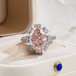 แหวนหมั้นเพชรชมพูทรงวินเทจลายดอกไม้ประดับเพชรรอบวง รุ่น MSR-2056 Messi Jewelry ทอง 18K - Product Image 1