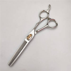 Ciseaux à cheveux Suzhou 62 mm, ciseaux à effiler pour droitiers, usage en salon de beauté, lame standard - Product Image 2