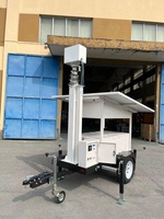 Tour d'éclairage solaire mobile avec caméra de surveillance CCTV et moniteur d'urgence pour usine