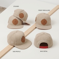 Casquette Snapback à Visière Plate en Corduroy Kaki avec Patch en Cuir Thème Boussole d'Aventure Personnalisé pour l'Extérieur – Vente en Gros