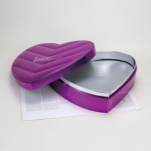 Caja de Regalo Cosmética de Lujo en Forma de Corazón, de Cuero PU Metálico Morado, con Inserto de Papel Personalizado para Empaque de Lápiz Labial y Maquillaje - Product Image 3