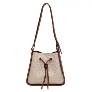 Vintage Underarm With Premium Texture Bucket Bag For Autumn And Winter Women Bags