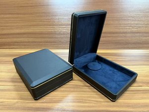 Wholesale Flip Lid PU Leather Necklace <b>Box</b> Velvet Lined Single Pendant Jewelry Gift Packaging <b>Box</b> Custom Logo Multiple Colors - Product Image 3