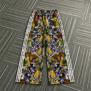 <span class=keywords><strong>Pantalon</strong></span> cargo ample à imprimé floral personnalisé OEM pour <span class=keywords><strong>homme</strong></span>, style streetwear, motif feuille vintage, coupe décontractée, avec logo personnalisé - Product Image 3