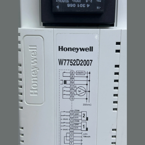 W7752D2007 10 Fancoil Controller, FFT, 230V, 4 <b>Relays</b> - Product Image 3