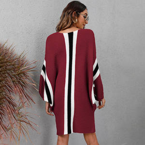 Robe <span class=keywords><strong>pull</strong></span> longue en tricot à manches chauve-souris pour femme, tenue d'hiver personnalisée avec blocs de couleurs - Product Image 4