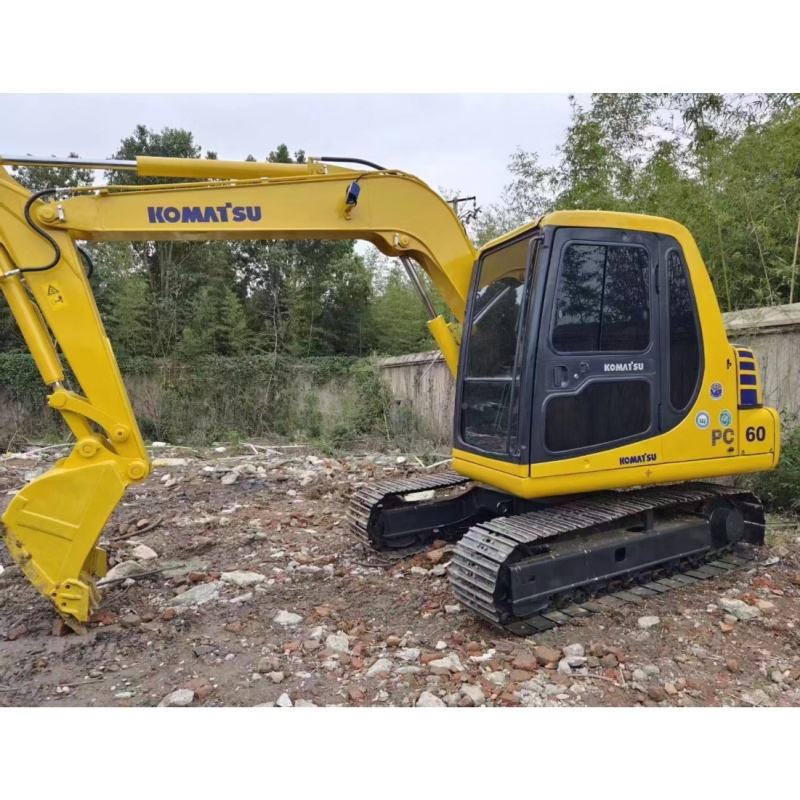 Japan Original Komatsu PC60-7 6Ton Excavator Used Komatsu PC60 PC70 ...