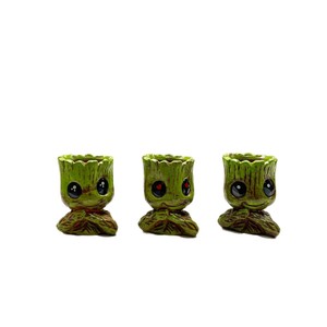 <span class=keywords><strong>Muñeco</strong></span> <span class=keywords><strong>Groot</strong></span> <span class=keywords><strong>de</strong></span> Ojos Grandes, Versión Adorable del Hombre Árbol Pequeño, Decoración para Escritorio, Jarrón Adorable con Forma <span class=keywords><strong>de</strong></span> Árbol, en Inglés - Product Image 5