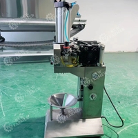 Machine de traitement de noix de coco commerciale/Machine d'épluchage automatique de noix de coco verte/Machine d'épluchage de noix de coco verte pour des stalles
