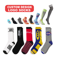 Motif OEM personnalisé sublimé en 3D colorant photo numérique pour hommes chaussettes imprimées en polyester vierge Sox Crew chaussettes à sublimation lot en stock
