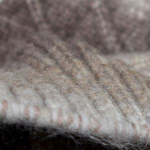 Gorro de Lana Tejido con Diseño de Lazo de Arcoíris, Grueso y Moderno, para Hombre y Mujer, Novedades de Invierno 2025 - Product Image 4