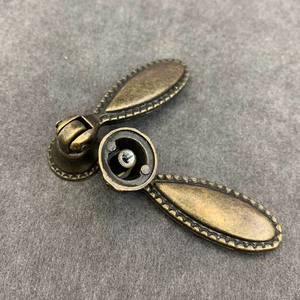 Poignée de meuble vintage en laiton antique en forme de goutte d'eau, bouton de tiroir en alliage de zinc, quincaillerie rétro pour meubles - Product Image 2