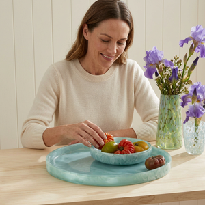 Plato de Servir Moderno de Resina, Redondo, Color Verde Celadón, Apto para Lavavajillas, Platos y Vajillas Ecológicos de Grado Alimenticio - Product Image 1