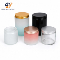 Bocaux à bougies en verre givré coloré sur mesure OEM avec couvercles métalliques pour cadeaux de mariage