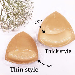 Coussinets de soutien-gorge adhésifs double face en silicone de couleur personnalisée Inserts amovibles coussinets de rehausseur de <span class=keywords><strong>sein</strong></span> collants Lifter de <span class=keywords><strong>sein</strong></span> pour maillots de bain - Product Image 5