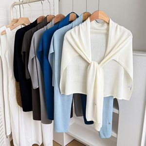 Châle en forme de T surdimensionné en toile légère et respirante pour enfants, collection Printemps/Été, tricot doux et confortable, couleur unie - Product Image 1