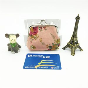 Monedero pequeño de lona con diseño de rosas y hilo oculto para mujer, cartera con hebilla de tela, diseño floral, rosa, negro, blanco, azul, café - Product Image 2