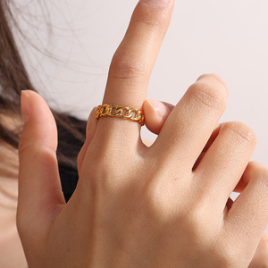 Fashionable Stainless Steel <b>Ring</b> For Women 18K Gold Color Adjustable Opening Geometric Shape Jewelry Gift - Product Image 4