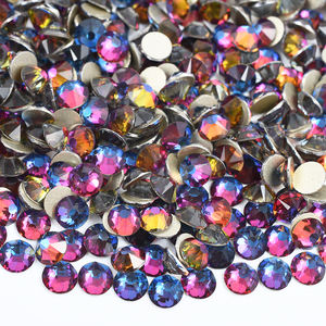 Vente en gros SS6 SS12 SS16 SS20 cristal clair 16 <span class=keywords><strong>facettes</strong></span> taillées <span class=keywords><strong>diamant</strong></span> Strass verre Flatback cristal strass pour le bricolage - Product Image 5