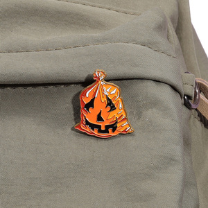 Fabricación Halloween calavera calabaza bolsa de basura cabeza decorativa Metal solapa pines película Horror esmalte suave solapa Pin - Product Image 2