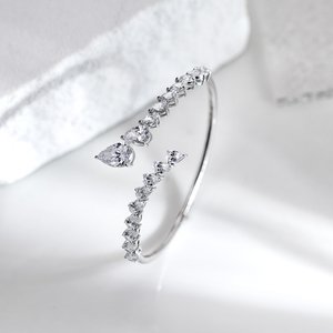 Pulsera Romántica para Mujer MSB-614, Plata 925, Diamante Cultivado en Laboratorio con Corte Pera - Product Image 1